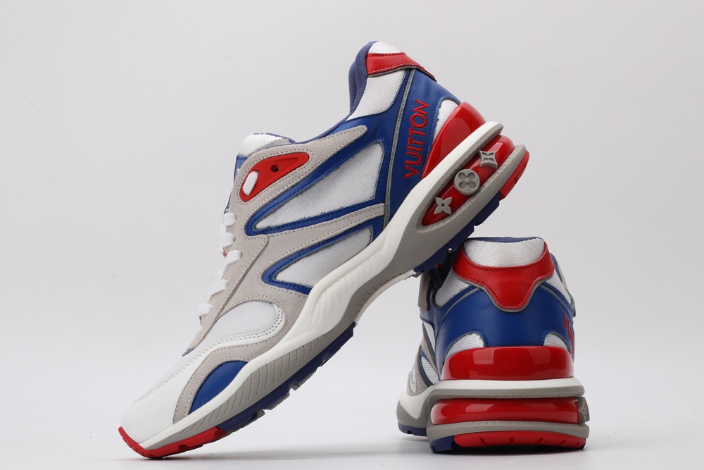 L*V SNEAKER